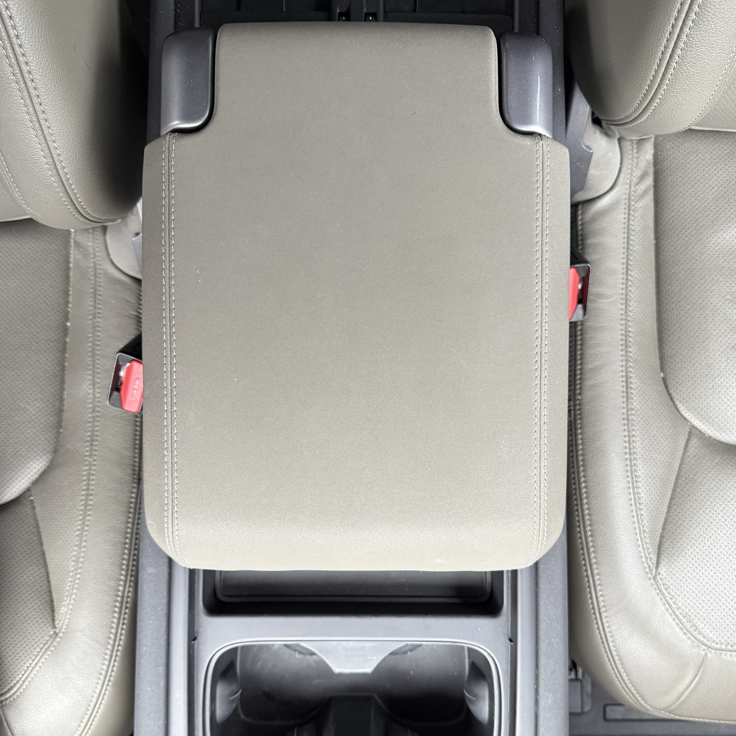 Defender Armrest Organizer